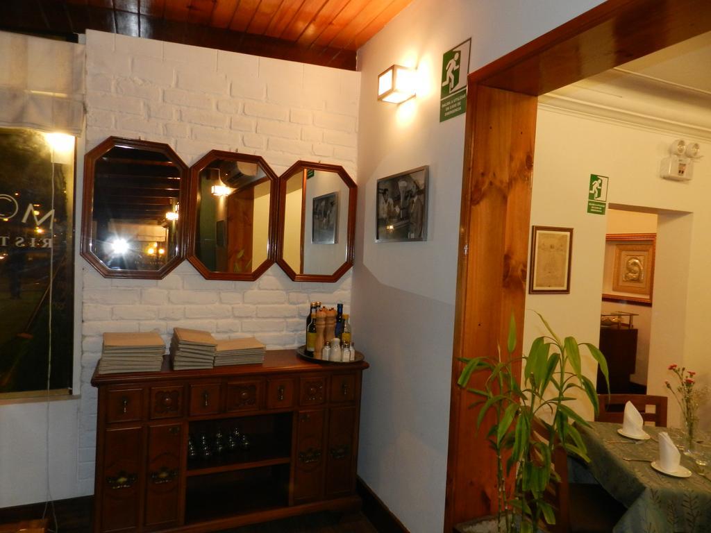 Hostal Torreblanca Hotel Lima Bagian luar foto